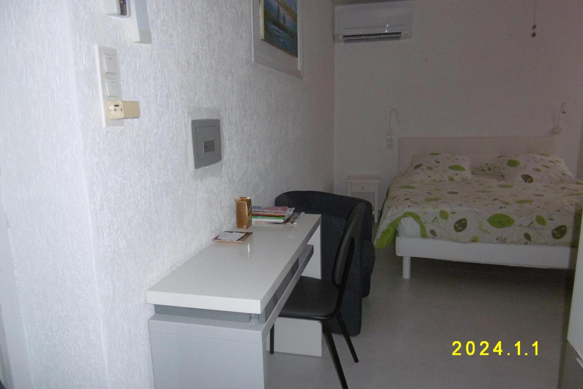Rez De Chaussee Studio Climatise Dans Villa Aigues-Mortes Dış mekan fotoğraf